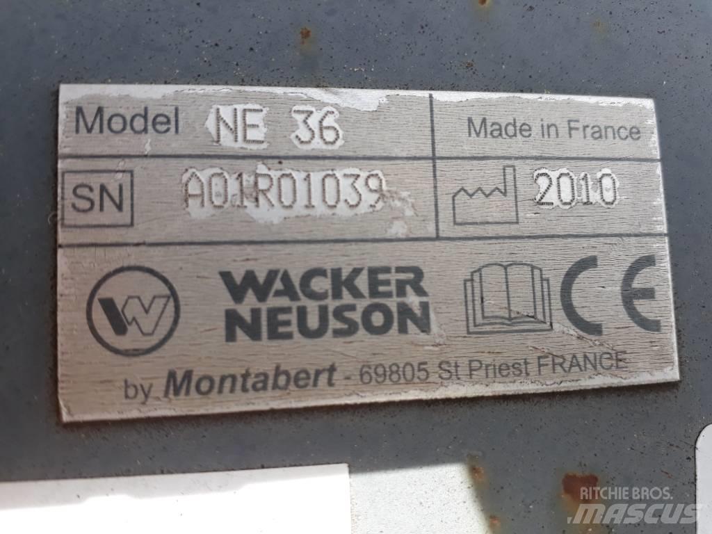 Wacker Neuson NE36 Palas mecánicas pulverizadoras