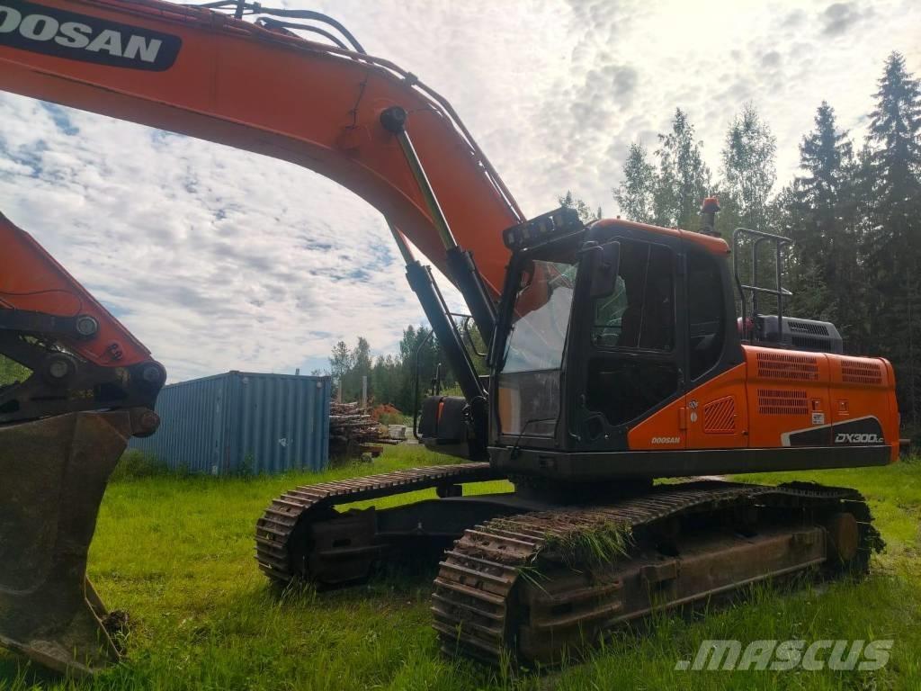 Doosan DX 300 LC Excavadoras sobre orugas