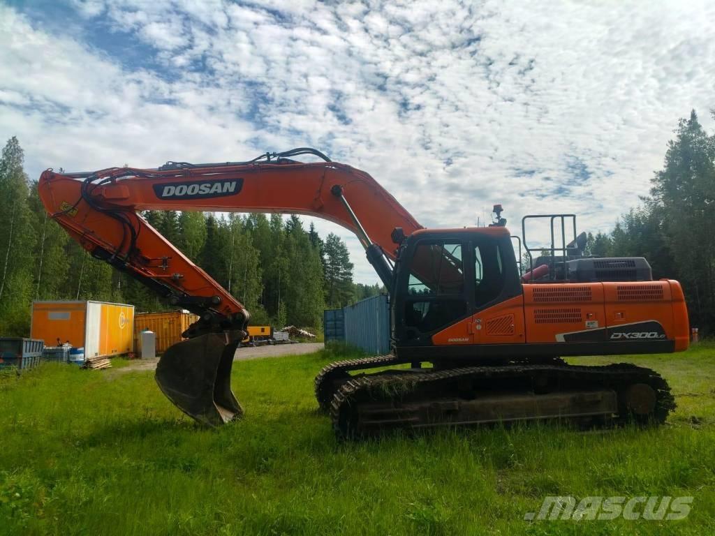 Doosan DX 300 LC Excavadoras sobre orugas