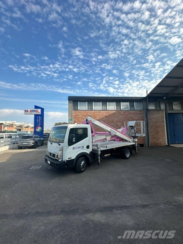 Multitel MX 250 Plataformas sobre camión