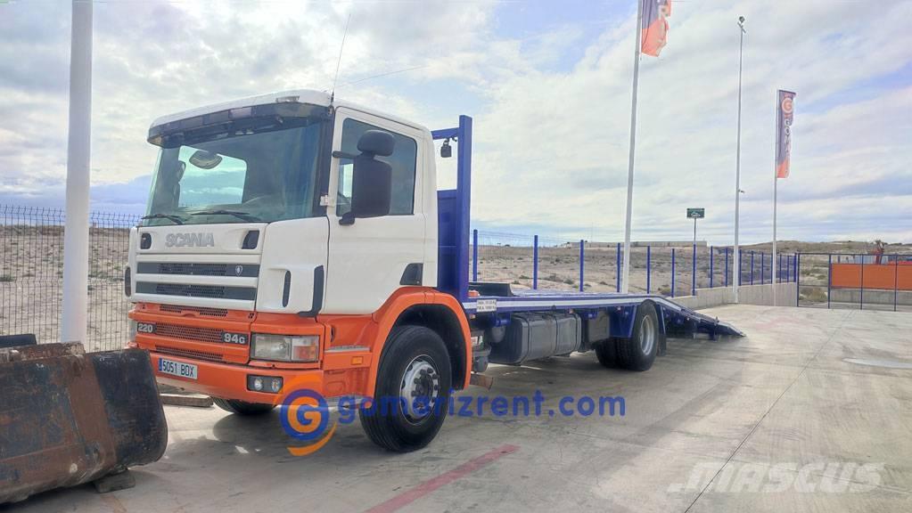 Scania P 220 Camiones de cama baja