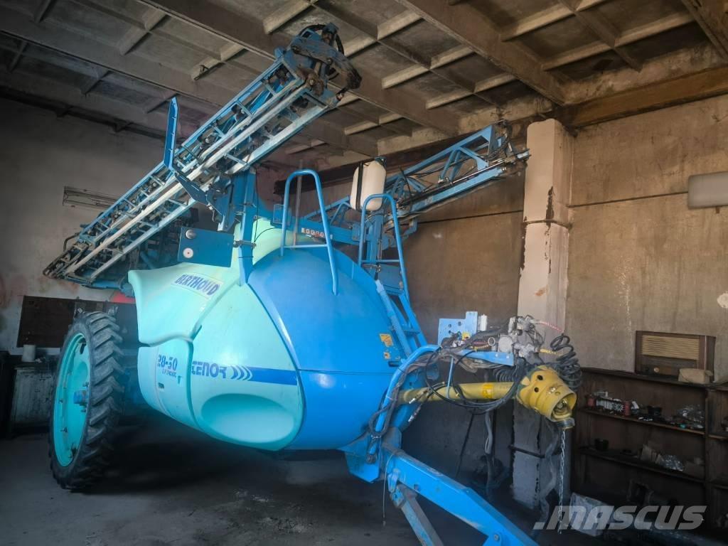 Berthoud Tenor 28-30 Pulverizadores arrastrados