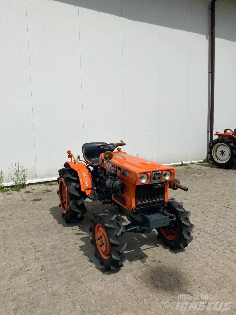 Kubota B7001 Tractores compactos