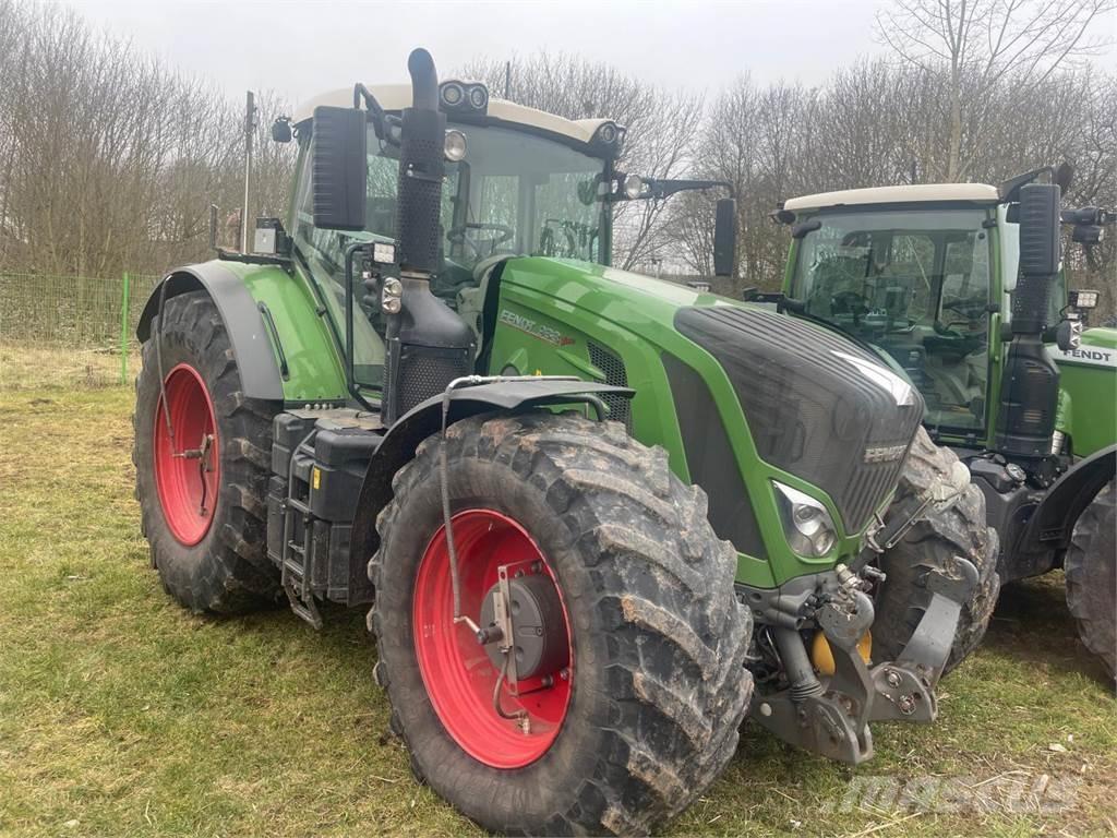 Fendt 933 Vario Tractores