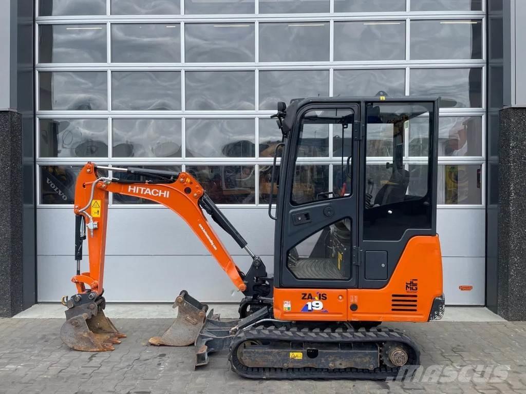 Hitachi ZX19-6 CR Miniexcavadoras