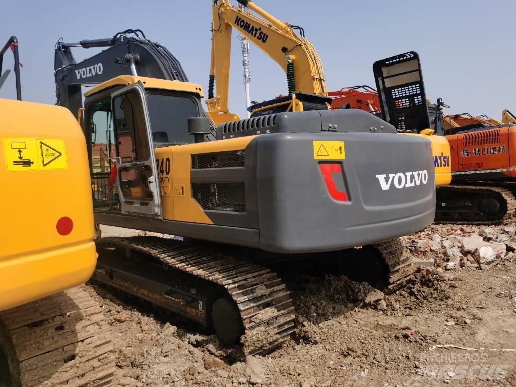 Volvo EC 240 Excavadoras sobre orugas