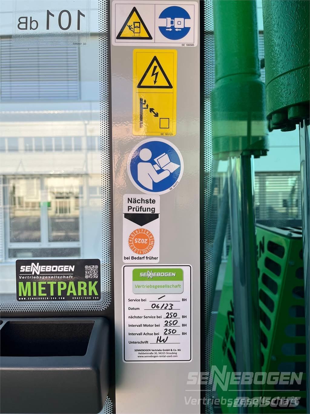 Sennebogen 825 M Manejadores de residuos industriales