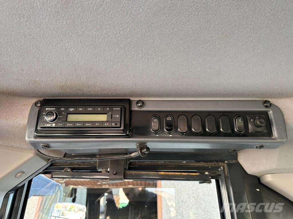 Komatsu WA 380-8EO Cargadoras sobre ruedas