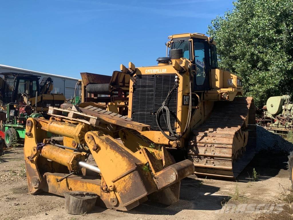 CAT D 8 L Buldozer sobre oruga