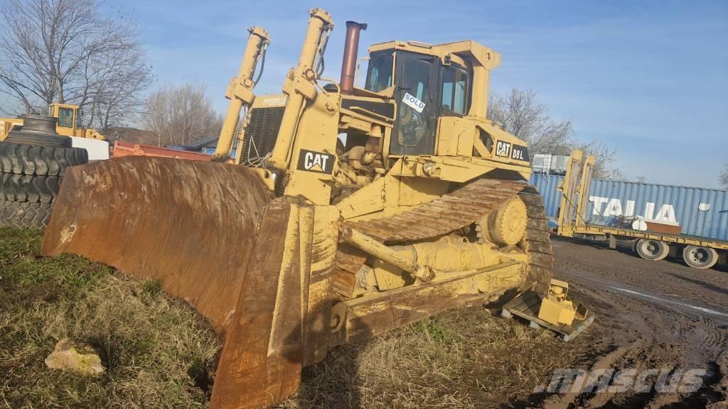 CAT D 8 L Buldozer sobre oruga