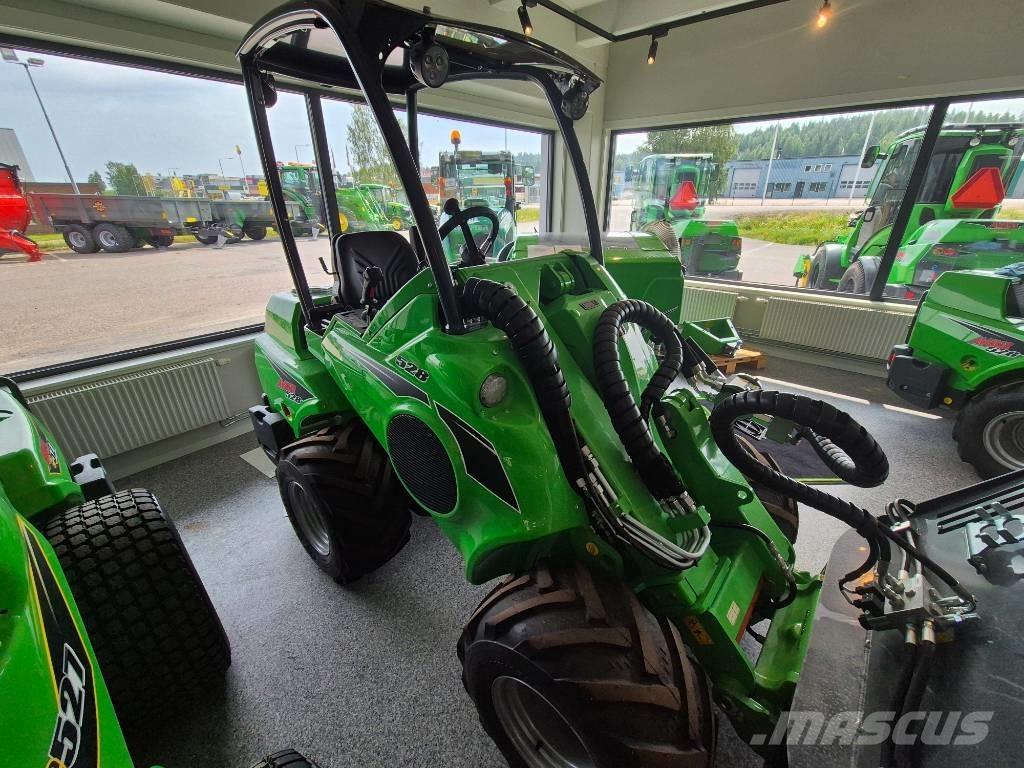 Avant 528 Cargadoras multifunción