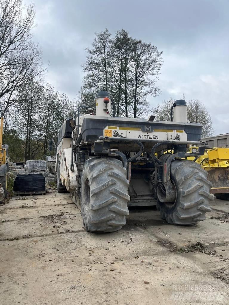 Wirtgen WR240i Recicladoras de asfalto