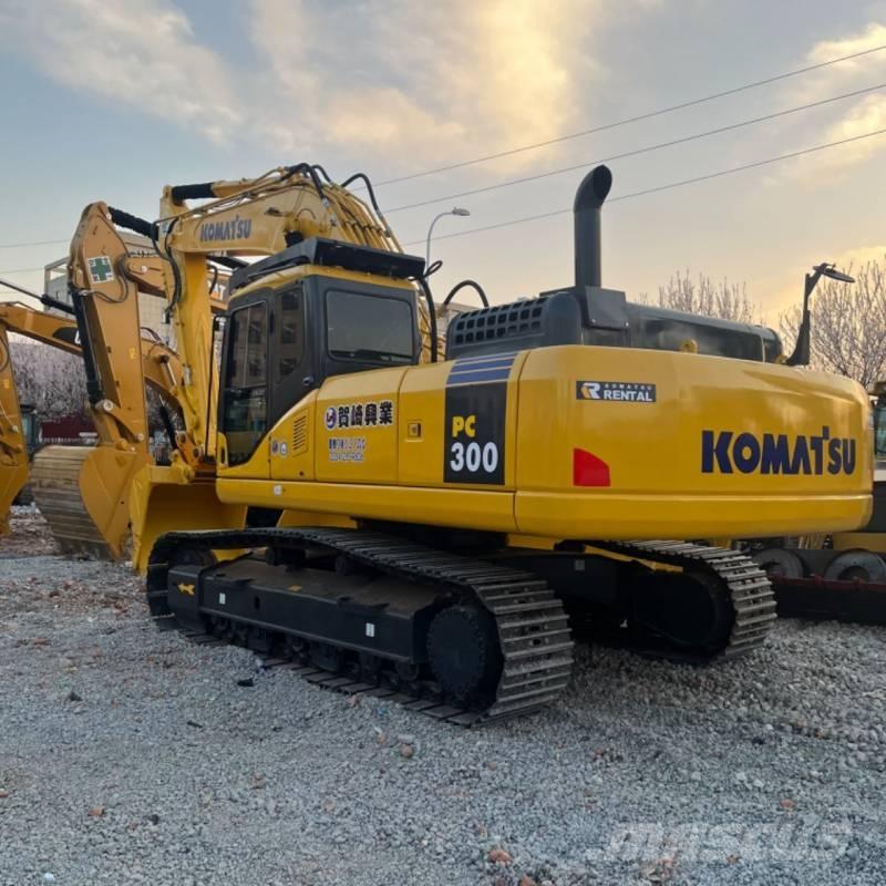 Komatsu PC 300 Excavadoras sobre orugas
