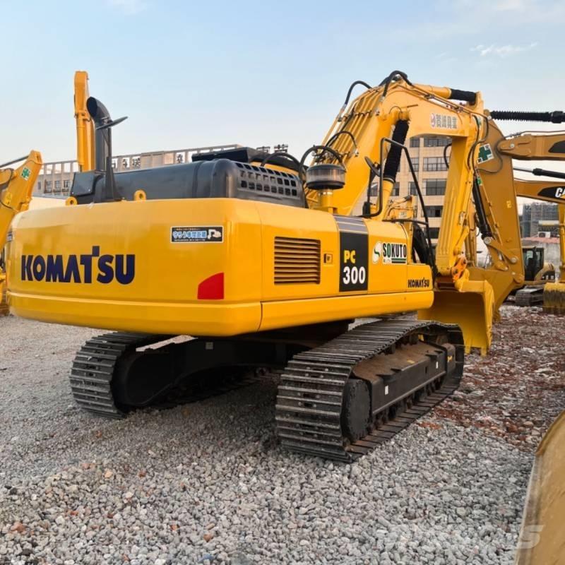 Komatsu PC 300 Excavadoras sobre orugas