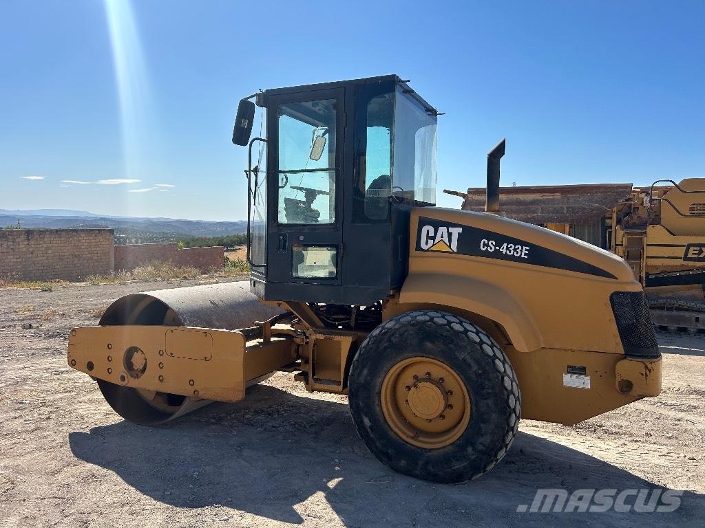 CAT CS 433 E Rodillos de doble tambor