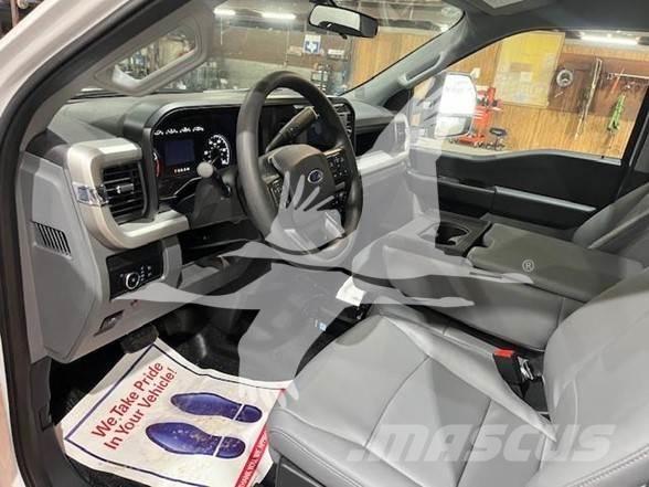 Ford F550 XL Otros