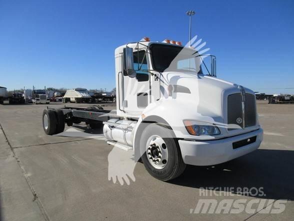 Kenworth T270 Camiones con chasís y cabina