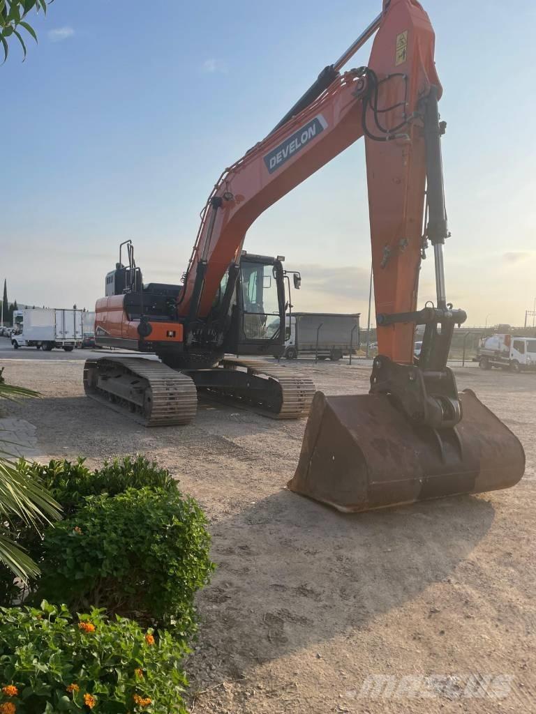 Doosan DX225LC-7 Excavadoras sobre orugas