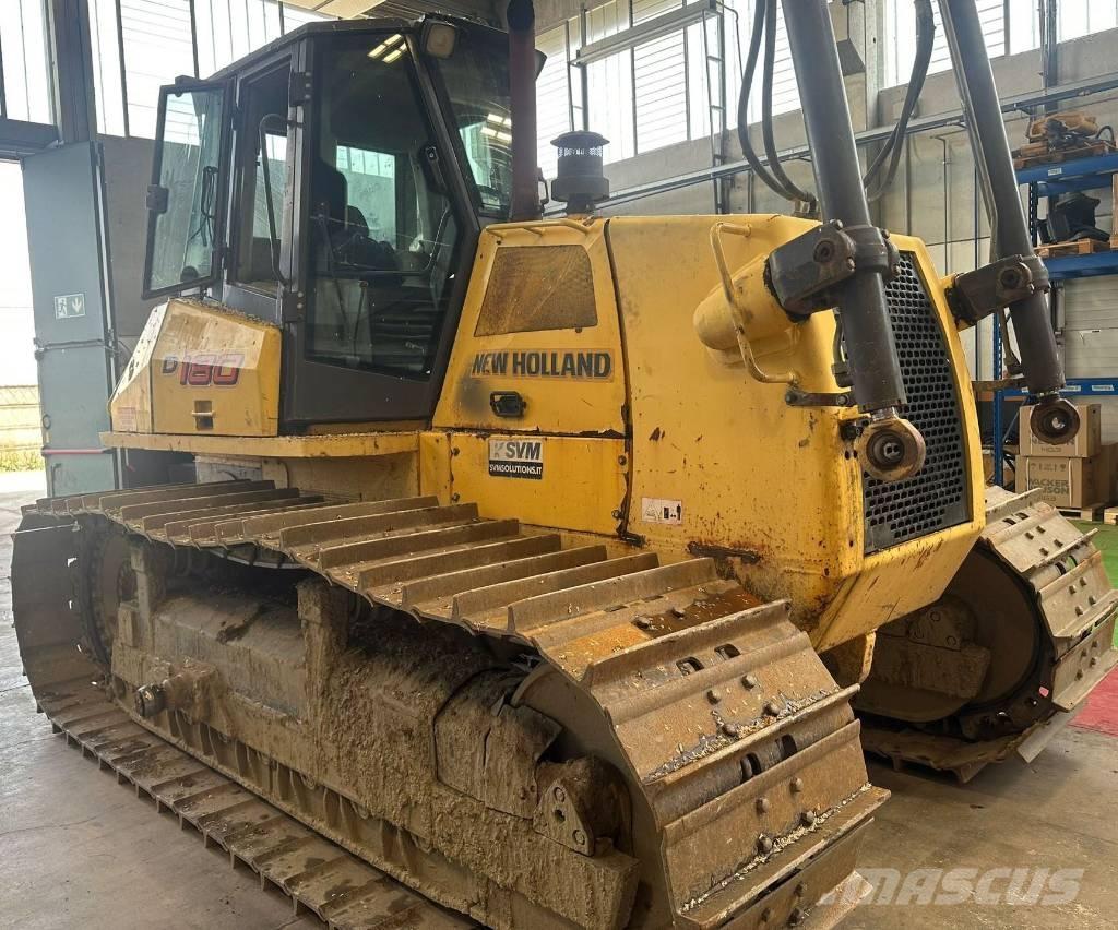 New Holland D 180 Buldozer sobre oruga