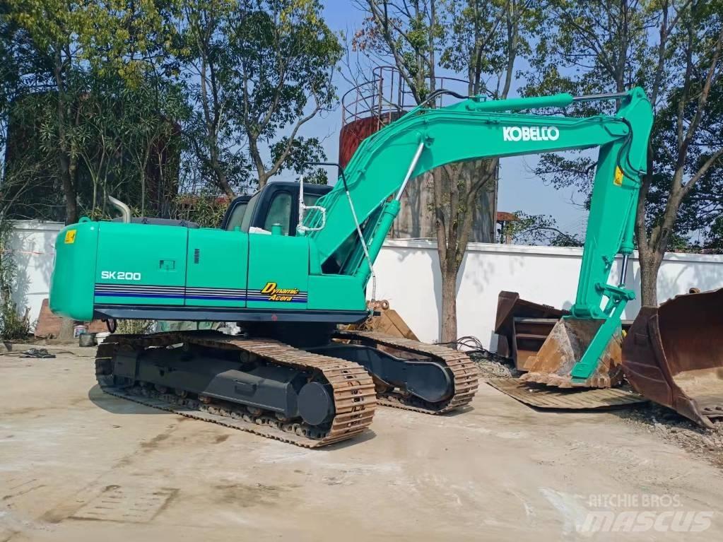 Kobelco SK 200 Excavadoras sobre orugas