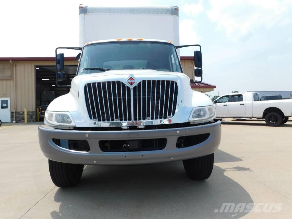 International 4300 Camiones portacontenedores