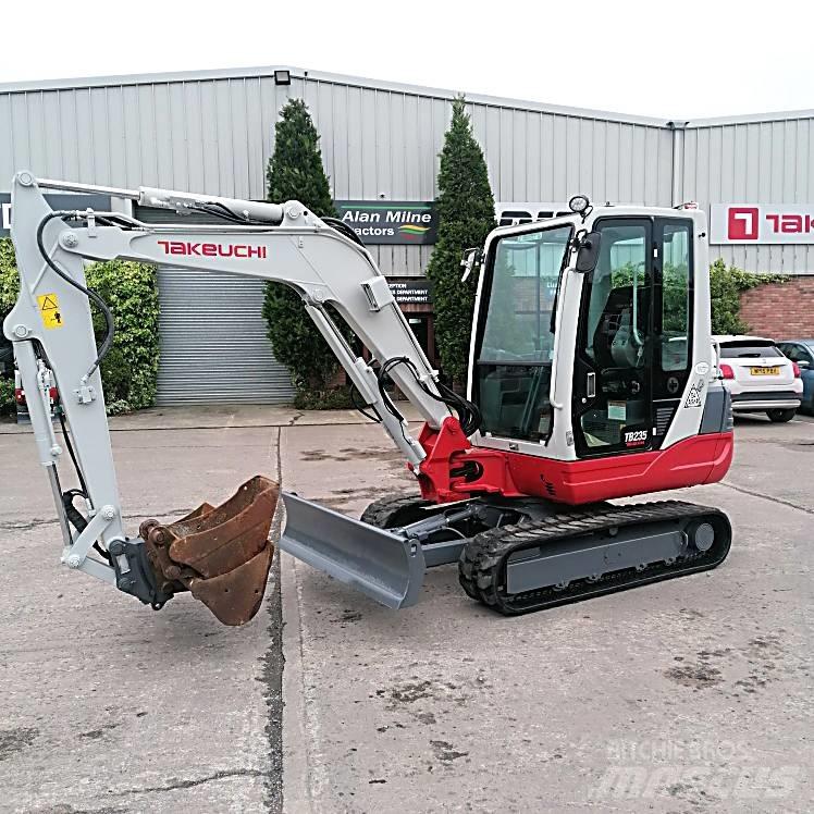 Takeuchi TB235 Miniexcavadoras