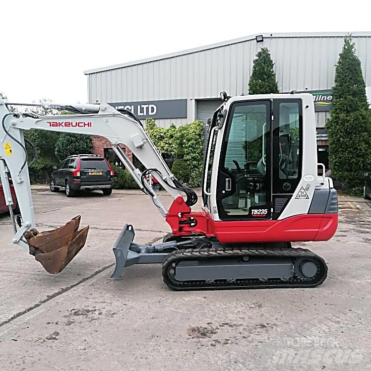 Takeuchi TB235 Miniexcavadoras