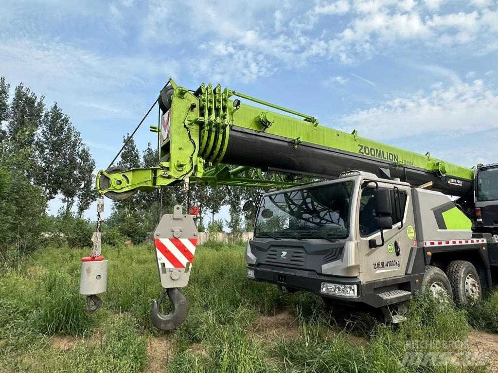 Zoomlion ZTC500A Grúas todo terreno