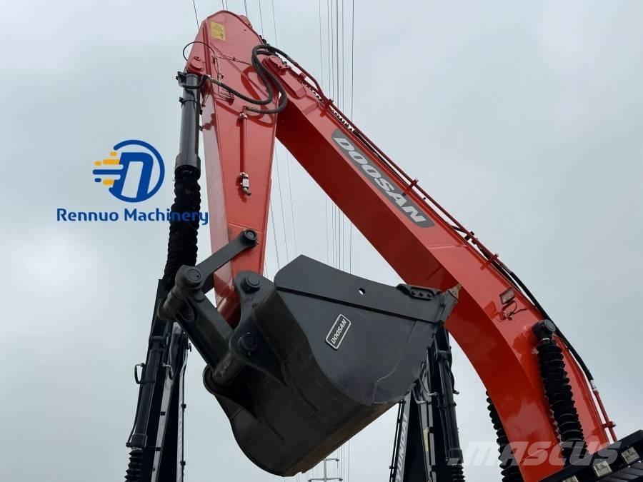 Doosan DX 300LC-9C Excavadoras sobre orugas