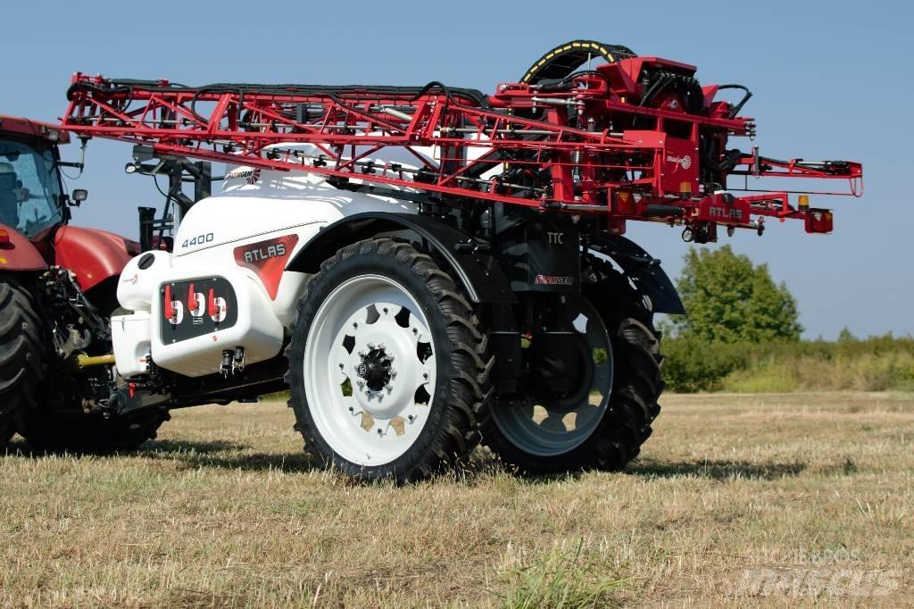 FarmGEM Atlas 4400 Pulverizadores arrastrados