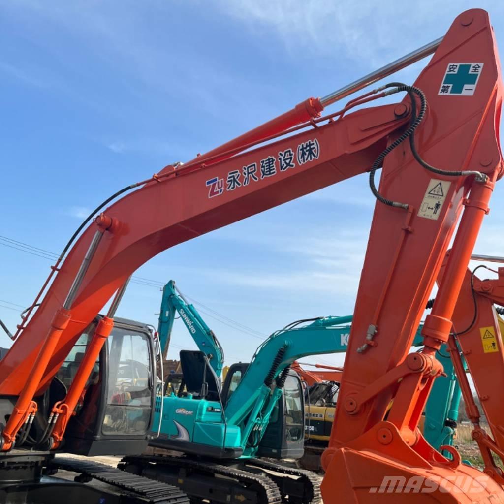 Hitachi ZX 240 Excavadoras sobre orugas