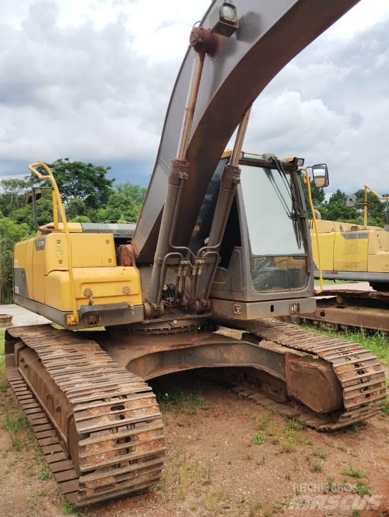 Volvo EC220DL Excavadoras sobre orugas