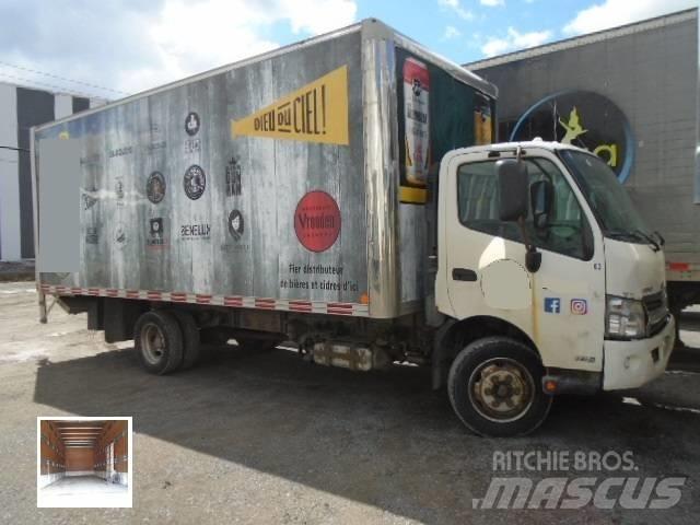 Hino 195 D Camiones con caja de remolque