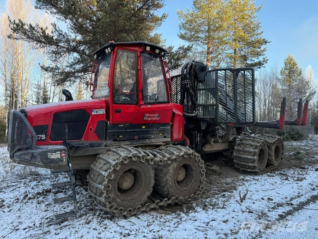 Komatsu 875 Transportadoras