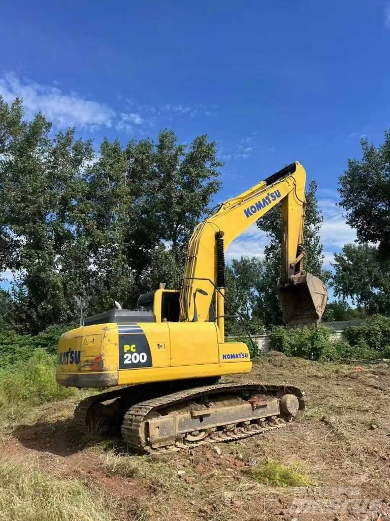 Komatsu PC 200 Excavadoras sobre orugas