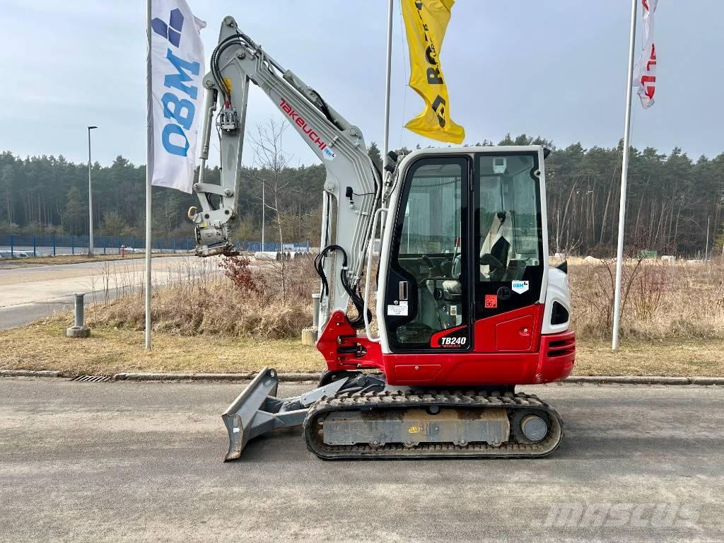 Takeuchi TB 240 Miniexcavadoras