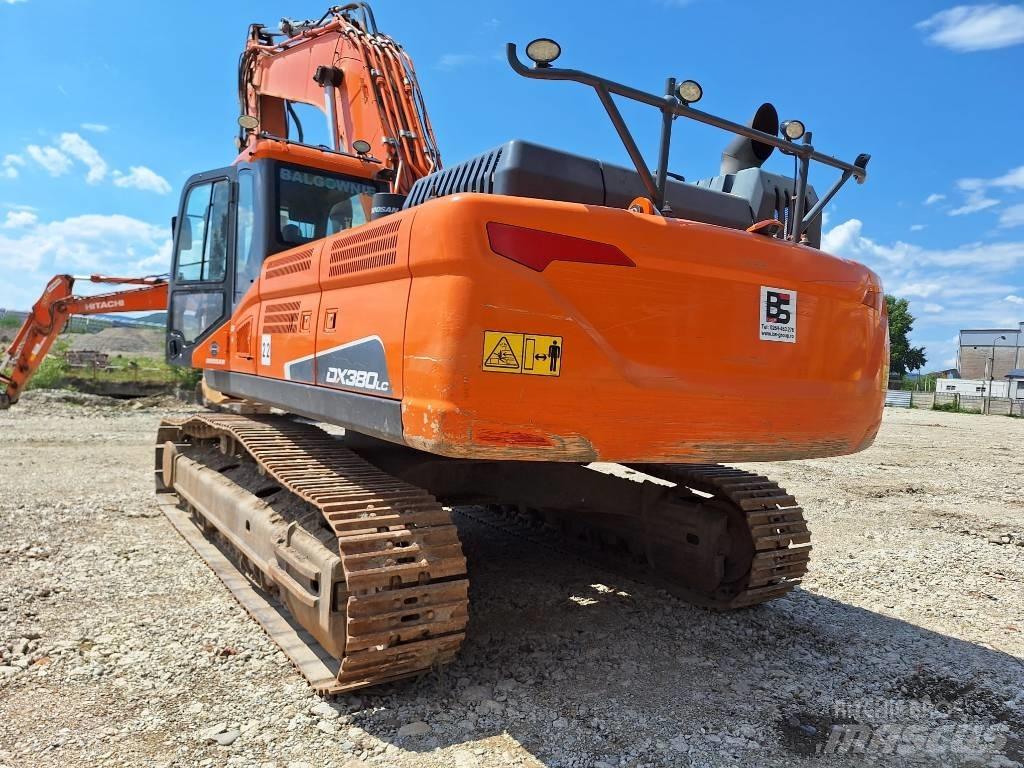 Doosan DX 380 Excavadoras sobre orugas