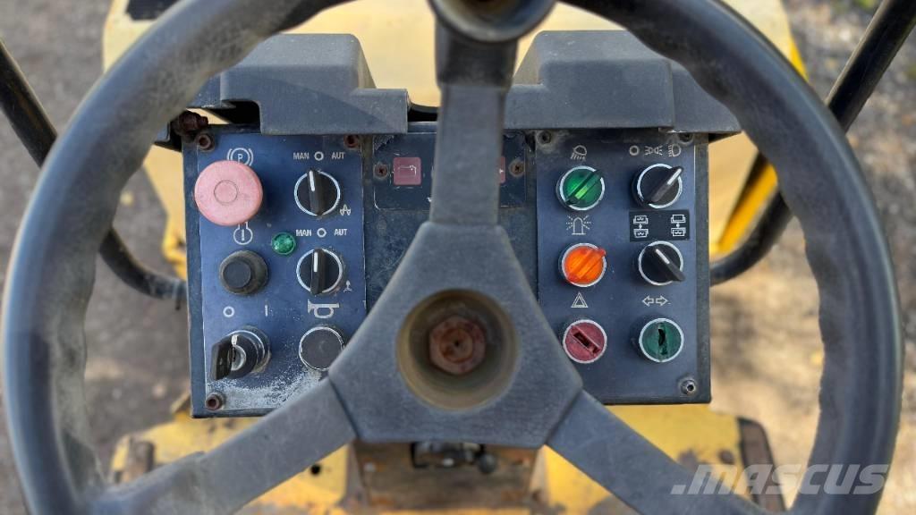 Dynapac CC 122 Rodillos de doble tambor