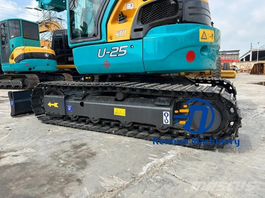 Kubota U 25 Miniexcavadoras