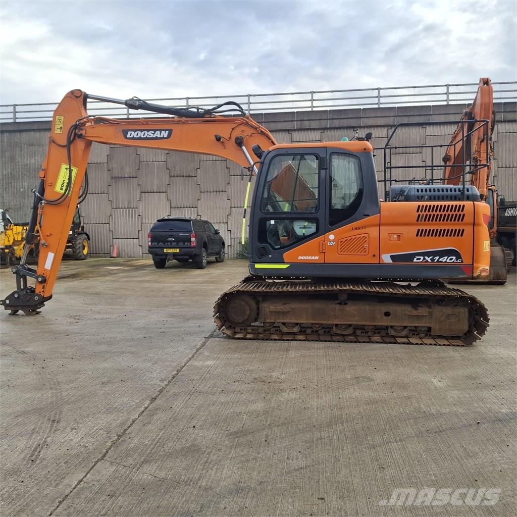 Doosan DX140LC Excavadoras sobre orugas