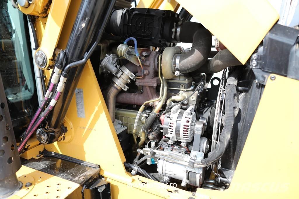 CAT 432 F2 Retrocargadoras