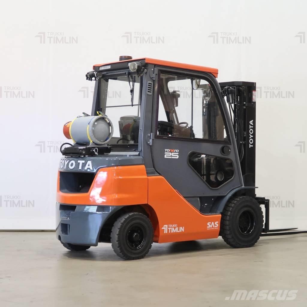 Toyota 02-8FGF25 Camiones LPG