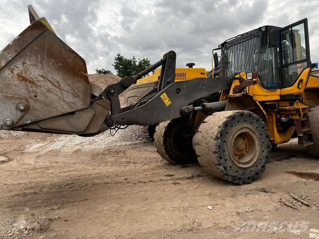 Volvo L 120 F Cargadoras sobre ruedas
