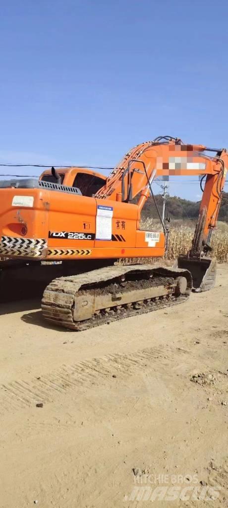 Doosan DX 225LC Excavadoras sobre orugas