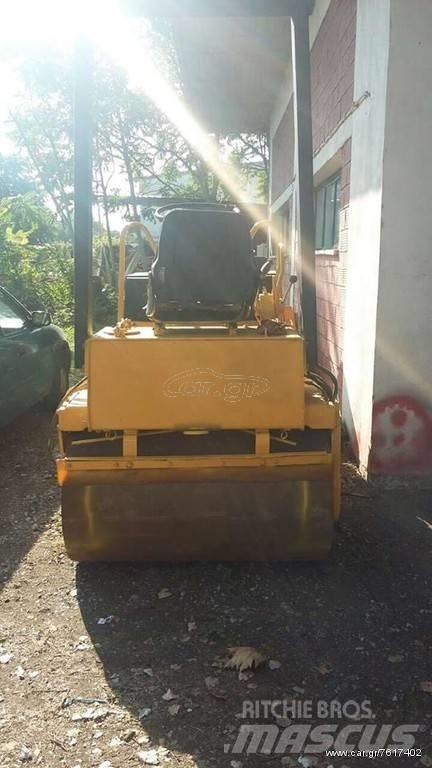 Bomag 120 Rodillos de doble tambor