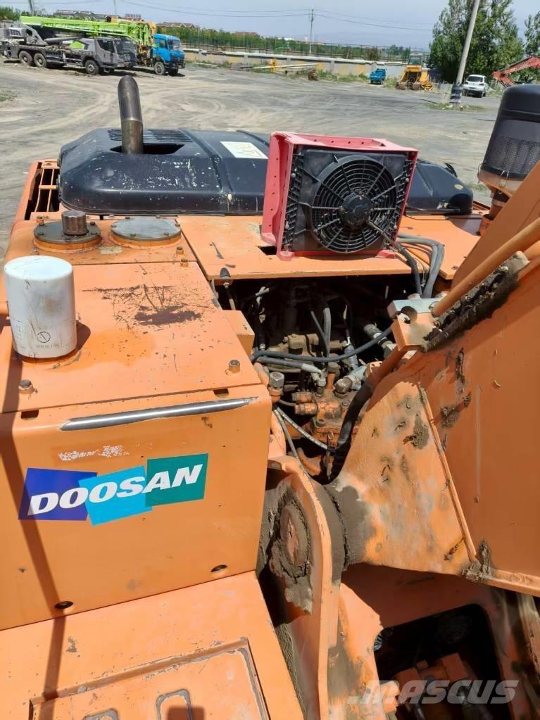 Doosan DH210W-7 Excavadoras de ruedas