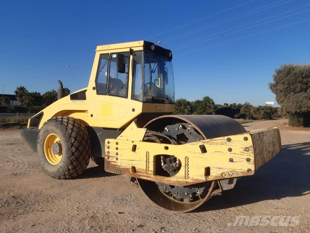 Bomag BW 216 D-4 Compactadoras de suelo