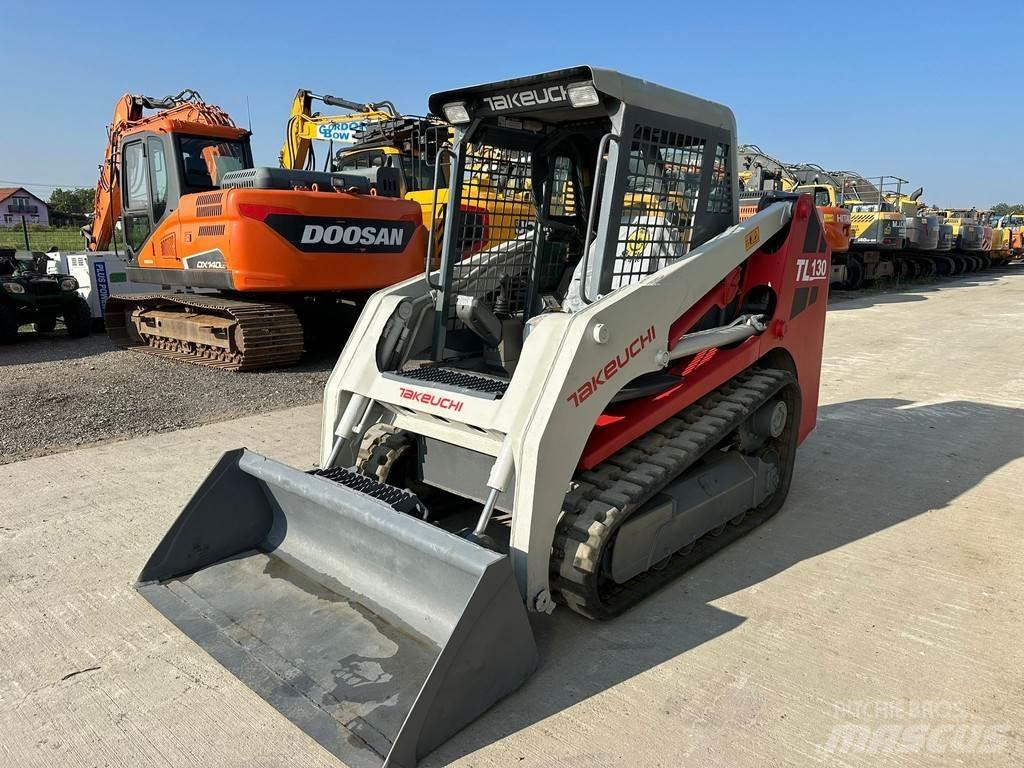 Takeuchi TL130 Buldozer sobre oruga