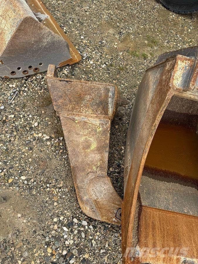 Mecalac 12MXT Cucharones