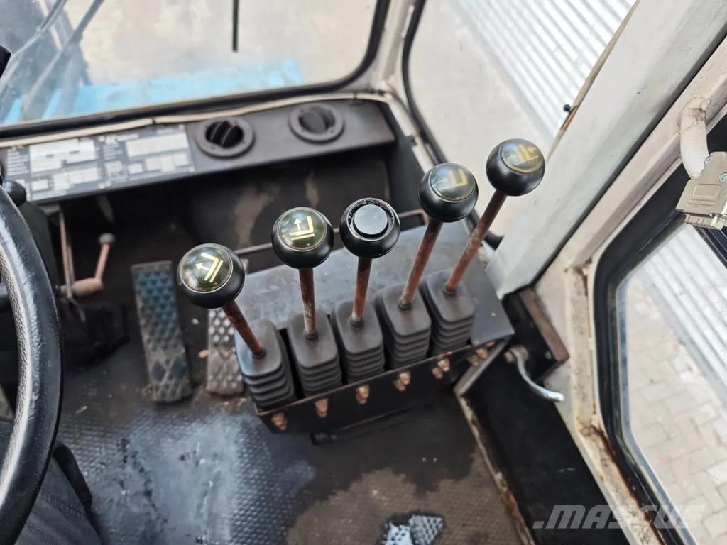 Kalmar DC 32-1200 Camiones diesel